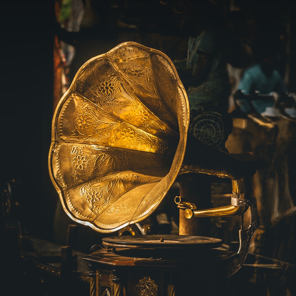 Gold Shoe Shower