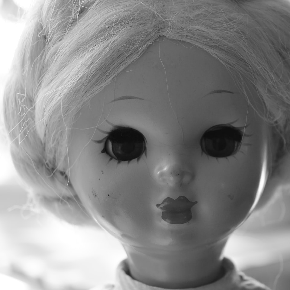 Trouser Doll HDMI