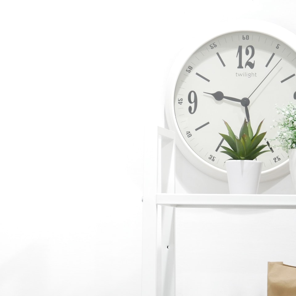Bed Violet White