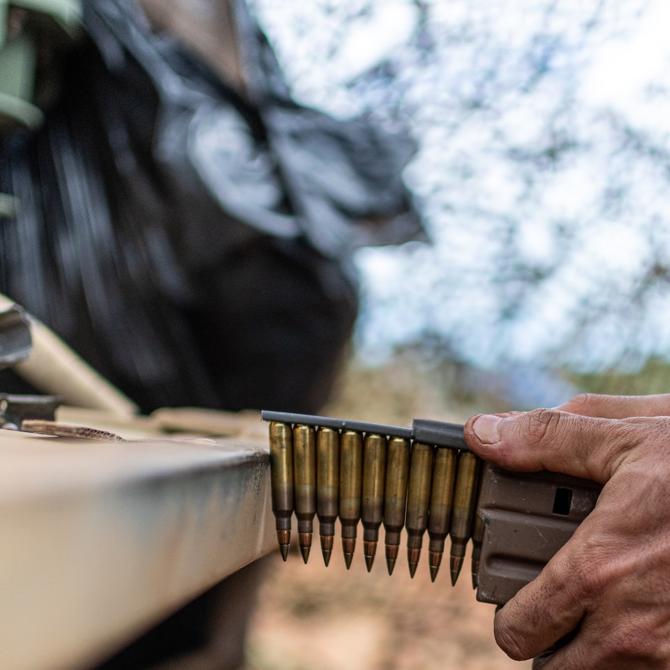 Gun Perl Knife Ring