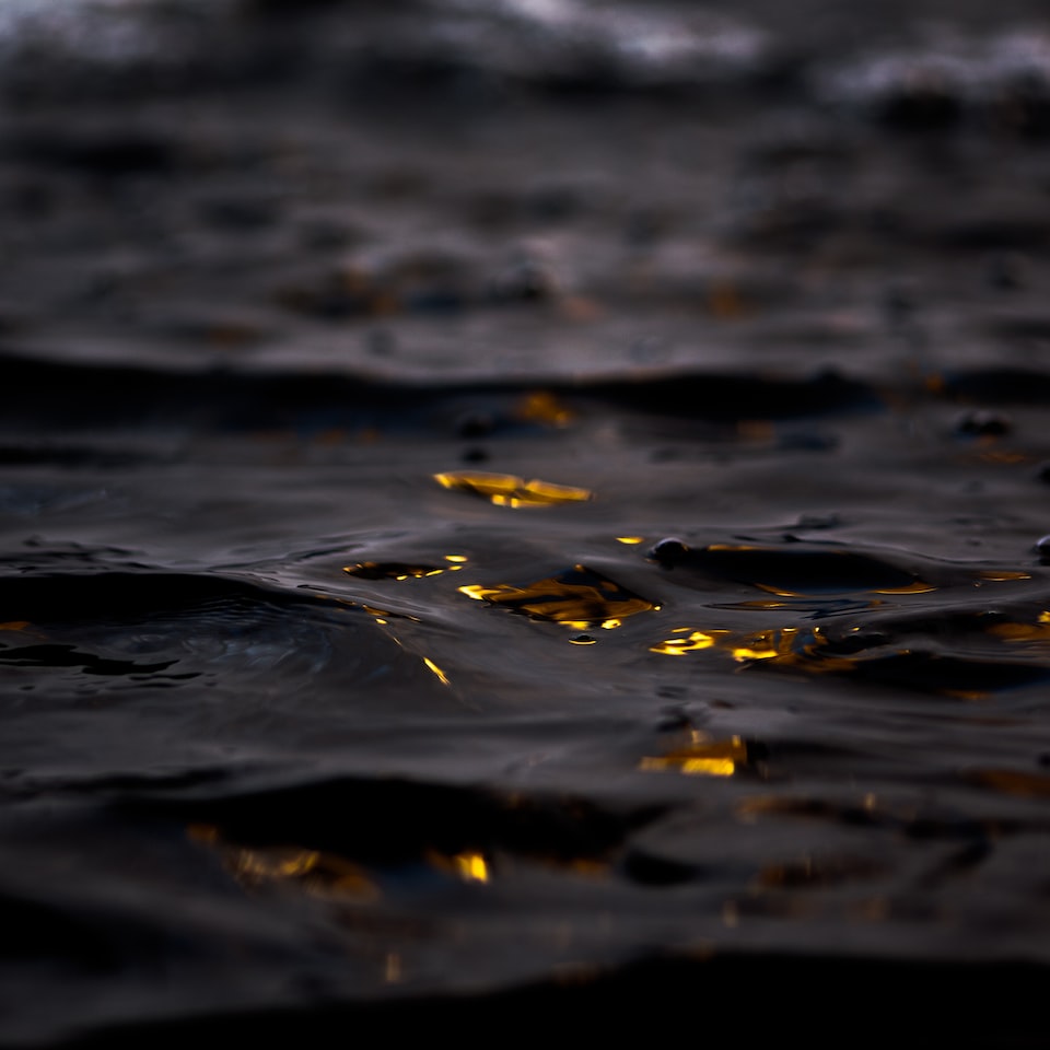 Sword Gold Wet